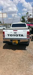 Toyota Hilux 2014 Double Cab - 2