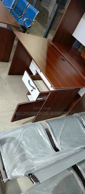 Modern Wooden Executive Office Desk with Lockable Drawers