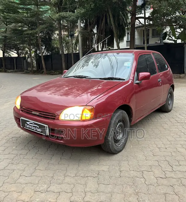 Toyota Starlet Glanza 1995 Red - 1