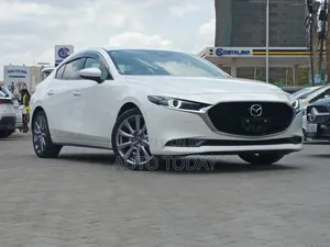 Mazda 3 2019 Nyeupe