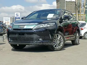 Toyota Harrier 2.5 Hybrid 4WD 2019