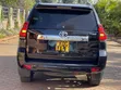 Toyota Land Cruiser Prado 2.8L 2017 Black - 4