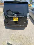Toyota Voxy 2013 Nyeusi - 5