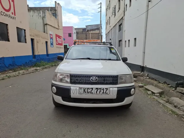 Toyota Probox 2014 White - 1