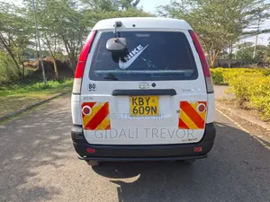 Toyota TownAce 2008 - Nyeupe