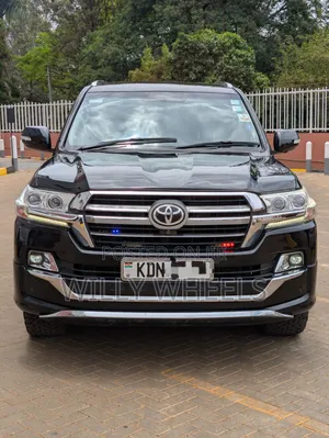 Toyota Land Cruiser 4.6 V8 GX 2015 Nyeusi