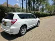 Toyota Vanguard 2009 White - 3