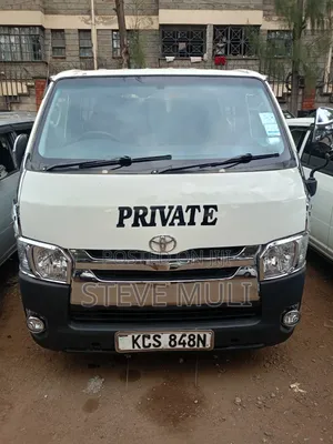 Toyota HiAce 2013 GL