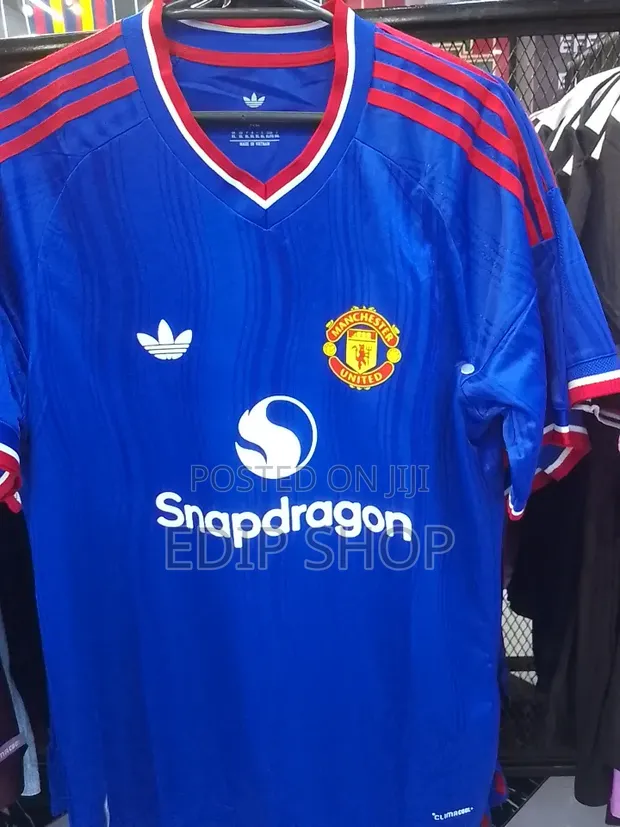 Jezi ya Manchester United FC ya Ugenini 2026/27 - 1