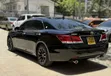 Toyota Crown Royal 2016 Nyeusi - 2