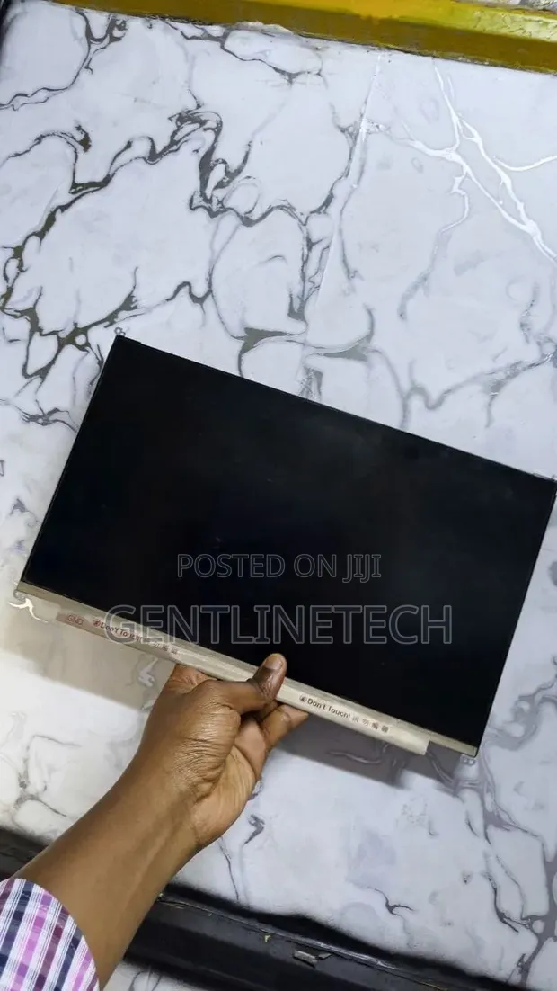 12.5 Inch Laptop LCD Screen - 30 Pin Slim - 1