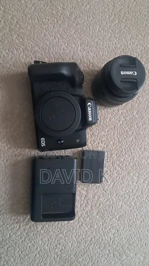 Canon EOS M50 Mirrorless Camera (Body Pekee)