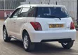 Toyota IST 2004 Nyeupe - 3