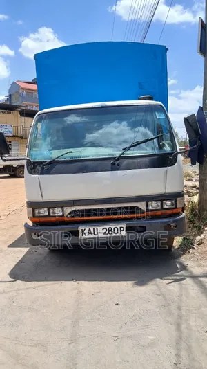 Mitsubishi Canter Truck (2006)