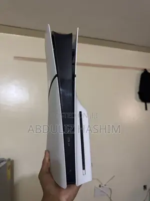 PS5 Slim 1TB Disc Version