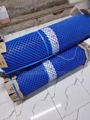 Heavy Duty PVC Blue Chicken Mesh 2m x 25m