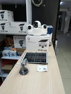 VTS31 Triple Lens PTZ Solar 4G Camera