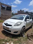 Toyota Vitz 2010 White - 3