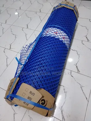 Hexagonal PVC Chicken Mesh (Blue) - 1m x 25m