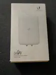 Ubiquiti UniFi Dual Band Panel Antenna - 2