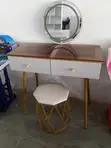 Jedwali la Kisasa la Kujipamba Chumbani na Kioo cha Mviringo - 2