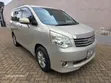 Toyota Noah 2012 Brown - 1