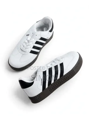 Nike Samba Sneakers - Double Sole na Single Sole