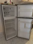 LG Fridge - Kidogo Kutumika - 1
