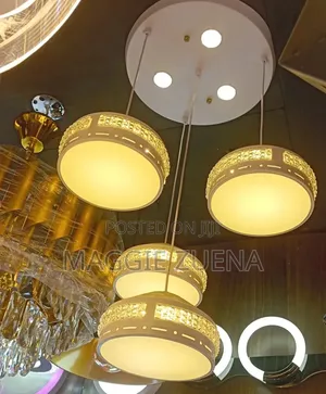 Mini Chandelier - LED Rangi 3