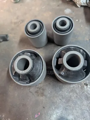 Bushes Mpya Halisi za Subaru Forester SHJ