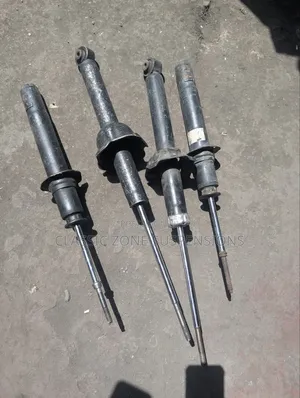 Honda CR-V RD1 Shock Absorbers (Zilizotumika)
