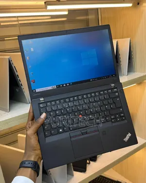 Laptopi ya Lenovo ThinkPad T490s - Intel Core i7, 16GB RAM, 256GB SSD