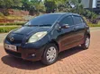 Toyota Vitz 1.0 FWD 5dr 2011 Nyeusi - 4
