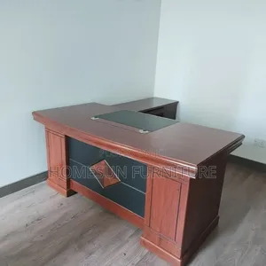 Meza ya Ofisi ya Uongozi ya Mahogany 1.6m yenye Hifadhi