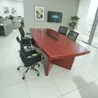 Bodi ya Mikutano - Meza ya Mikutano ya Mahogany yenye Tundu la Kebo - 2