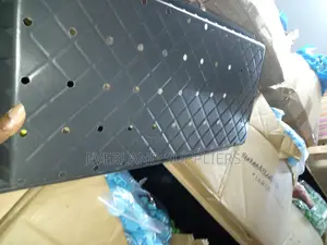 Trei za Hydroponic kwa Ajili ya Kupanga Nursery - Zenye Mashimo