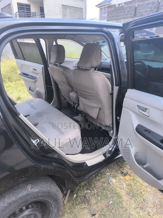 Toyota Passo 1.0 FWD 2016 Black - 1