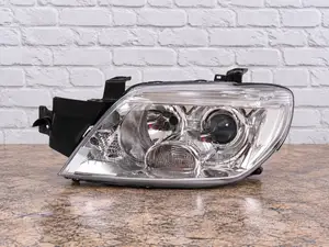 Depo Smoked Headlights for Mitsubishi Outlander (2005-2006)