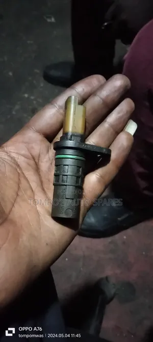 Crankshaft Sensor for Nissan X-Trail M9R Diesel