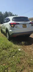 Honda Vezel 1.5 2WD SUV 2019 Pearl - 3