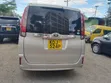Toyota Noah 2016 Nyeupe - 2
