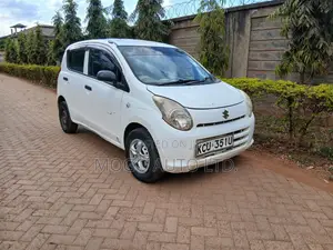 Suzuki Alto 2014 Nyeupe