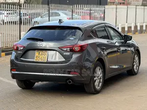 Mazda Axela 2019 Kijivu