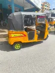 Bajaj RE 2023 Njano - 3