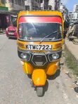 Bajaj RE 2023 Njano - 4