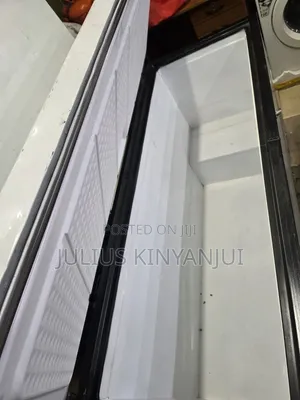 Premier 600L Freezer Top Door