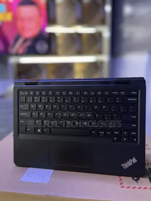 Laptop Lenovo Yoga 11e 8GB Intel Celeron SSD 128GB Convertible