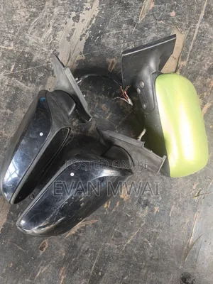 Kioo cha Ndani cha Toyota Vitz 2005 Power (Bila Indicators)