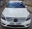 Mercedes-Benz B180 2014 White - 3