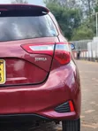 Toyota Vitz 1.0 FWD 5dr Hatchback 2017 Maroon - 4